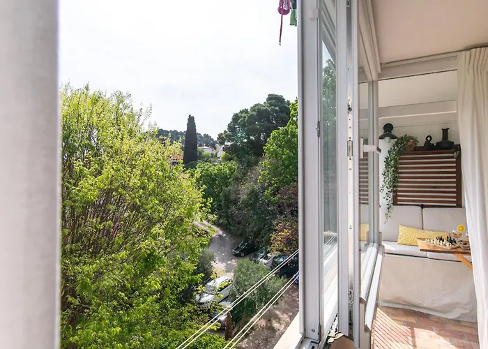 The Base - Bright 2Br, Near Old Town, Walk To Beach