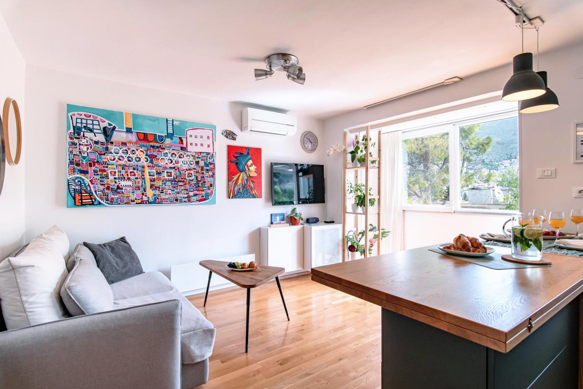 Apartment The Base - Bright 2br, Near Old Town, Walk To