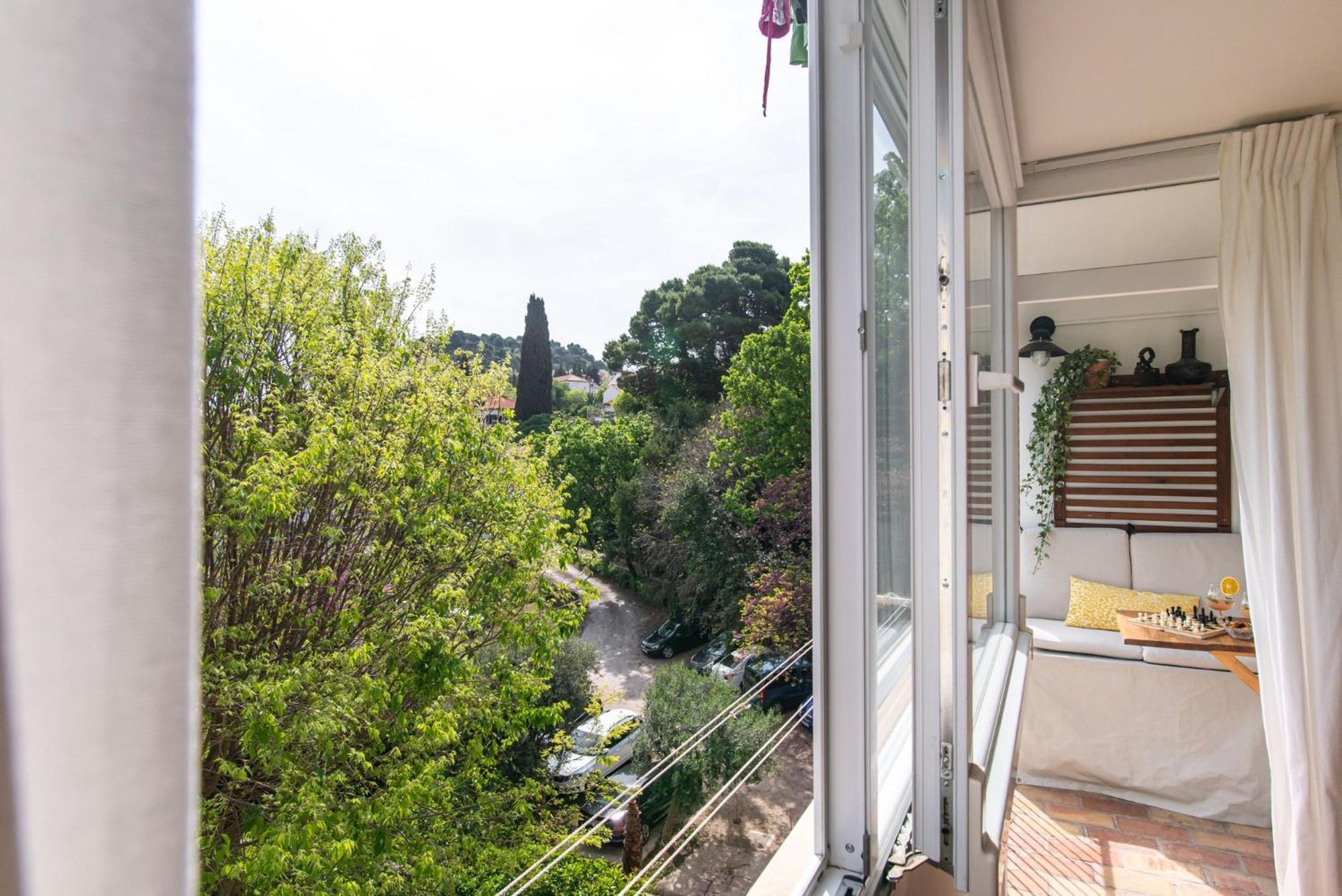 The Base - Bright 2br, Near Old Town, Walk To Dubrovnik